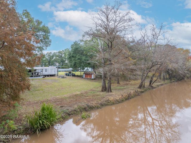 1032 Magenta Drive, Breaux Bridge, LA 70517