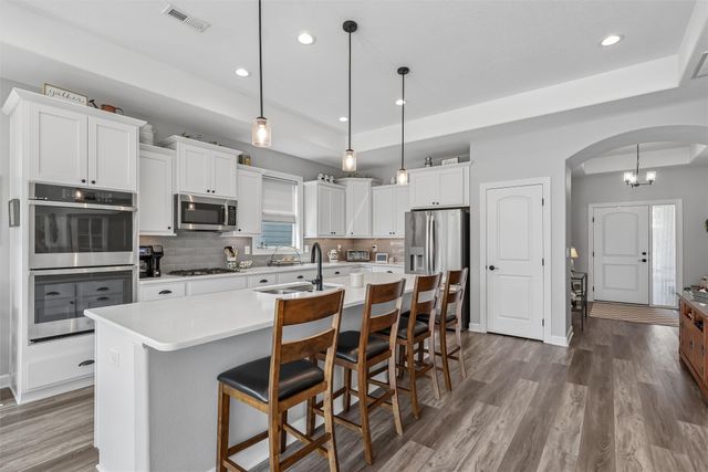 9934 Alexander Circle, West Des Moines, IA 50266