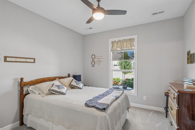 9934 Alexander Circle, West Des Moines, IA 50266