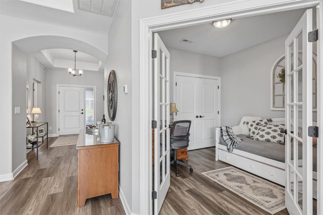 9934 Alexander Circle, West Des Moines, IA 50266