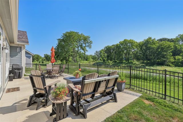 9934 Alexander Circle, West Des Moines, IA 50266