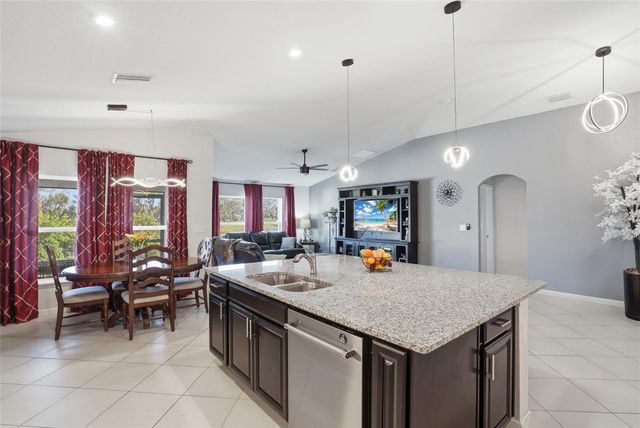 11005 DAYBREAK GLEN, Parrish, FL 34219