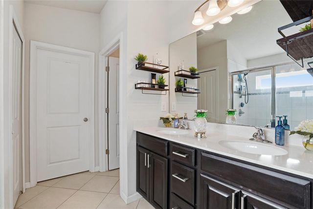 11005 DAYBREAK GLEN, Parrish, FL 34219