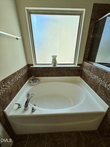 382 Naples Lane, Clayton, NC 27527