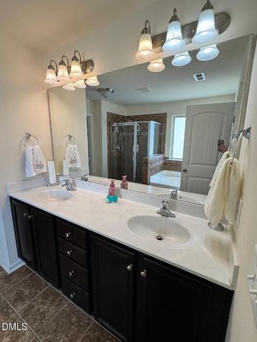 382 Naples Lane, Clayton, NC 27527