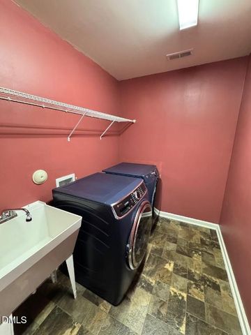 382 Naples Lane, Clayton, NC 27527