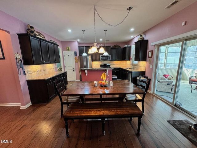 382 Naples Lane, Clayton, NC 27527