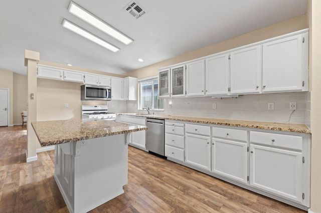 10834 Bassie, Rancho Cordova, CA 95670