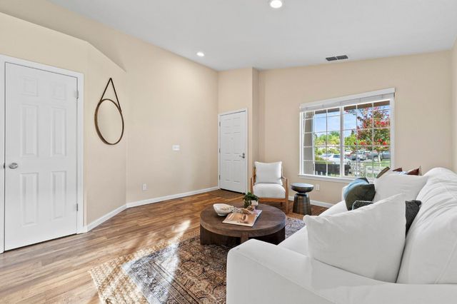 10834 Bassie, Rancho Cordova, CA 95670