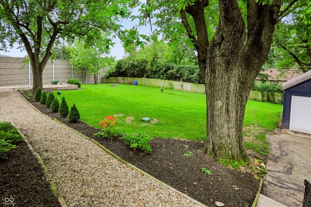 3225 Chamberlin Drive, Indianapolis, IN 46227