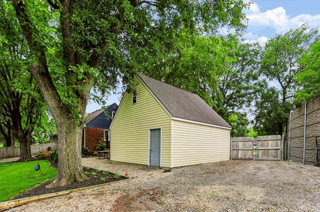 3225 Chamberlin Drive, Indianapolis, IN 46227