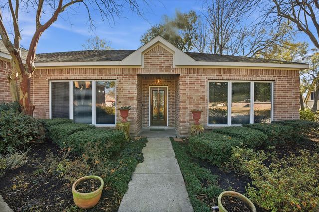 16402 Porpoise Court, Crosby, TX 77532