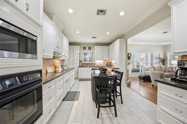 16402 Porpoise Court, Crosby, TX 77532