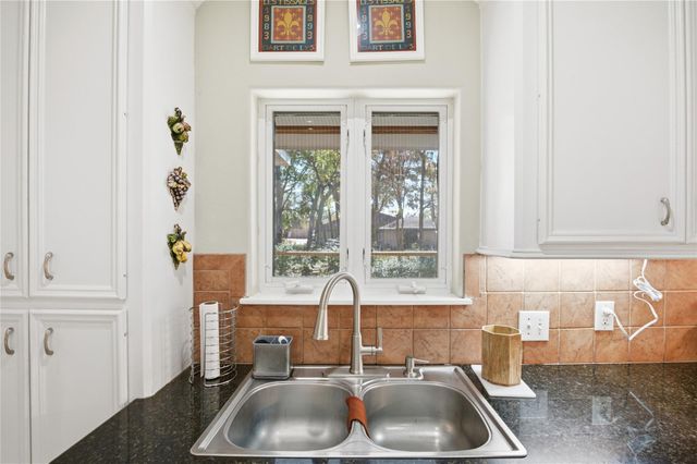 16402 Porpoise Court, Crosby, TX 77532