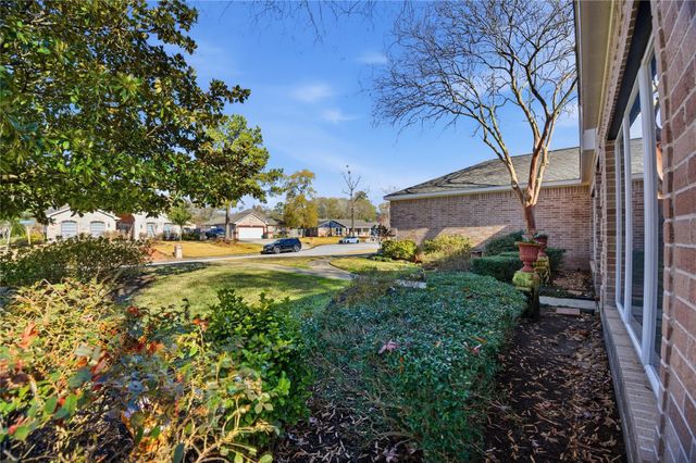 16402 Porpoise Court, Crosby, TX 77532