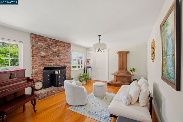 1601 Barnett Cir, Pleasant Hill, CA 94523