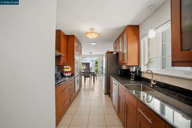 1601 Barnett Cir, Pleasant Hill, CA 94523