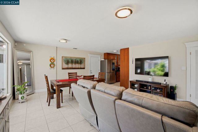 1601 Barnett Cir, Pleasant Hill, CA 94523