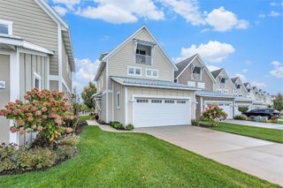 920 W Savidge Street 2, Spring Lake Vllg, MI 49456