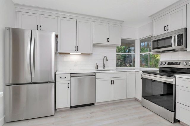 236 NORTH STREET, Palm Harbor, FL 34683