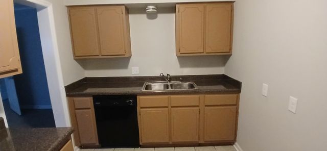 1049 HAYNES RD, Memphis, TN 38114