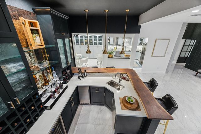 45 Patti Lynn Lane, Houston, TX 77024