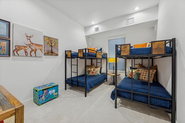 45 Patti Lynn Lane, Houston, TX 77024