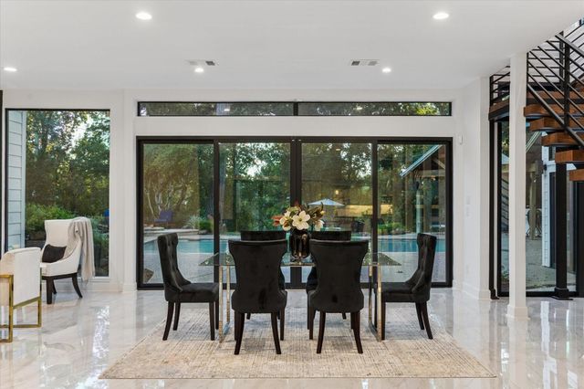 45 Patti Lynn Lane, Houston, TX 77024