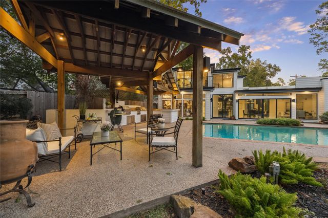 45 Patti Lynn Lane, Houston, TX 77024