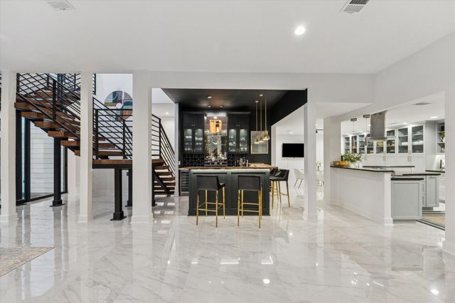 45 Patti Lynn Lane, Houston, TX 77024