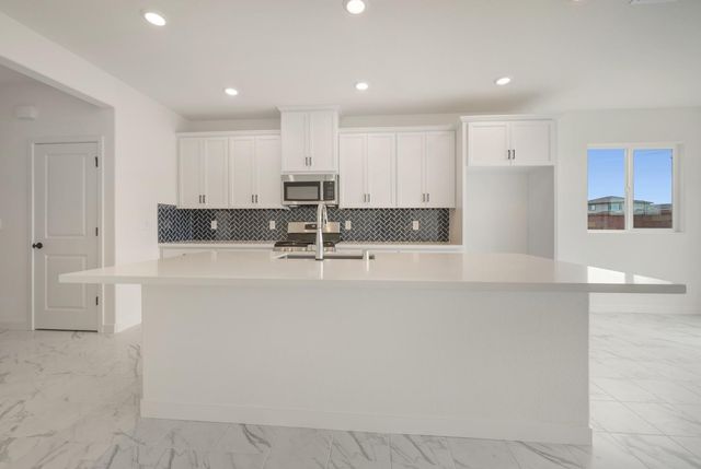 4143 Colmas Way, Rancho Cordova, CA 95742