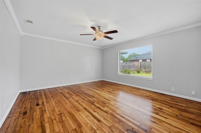 306 W Haning Street, Howe, TX 75459