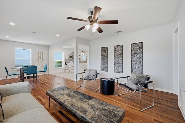 306 W Haning Street, Howe, TX 75459