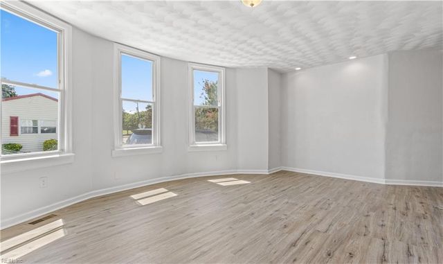 273 Elm AVE, Portsmouth, VA 23704