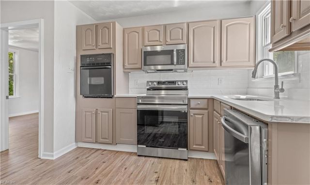 273 Elm AVE, Portsmouth, VA 23704
