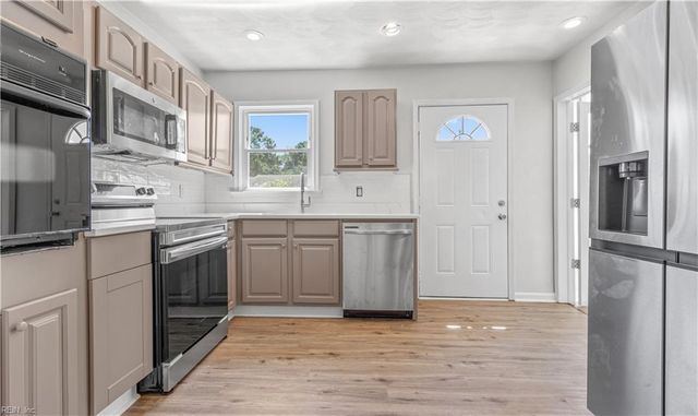 273 Elm AVE, Portsmouth, VA 23704