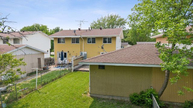 1138 20th Street N, Moorhead, MN 56560
