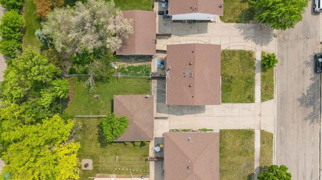 1138 20th Street N, Moorhead, MN 56560