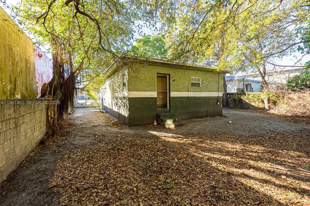 4719 NW 32nd Ave, Miami, FL 33142