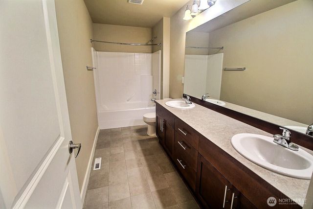 6321 Victoria Avenue SE, Auburn, WA 98092