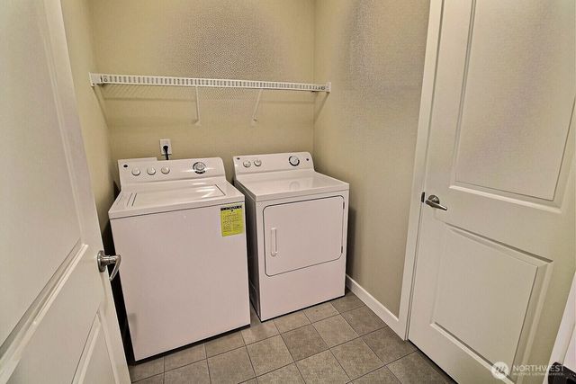 6321 Victoria Avenue SE, Auburn, WA 98092