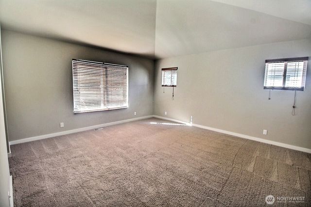 6321 Victoria Avenue SE, Auburn, WA 98092