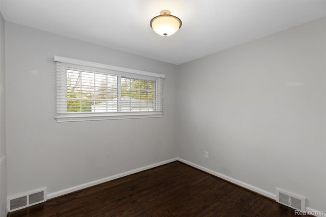 3221 Shenandoah Drive, Royal Oak, MI 48073