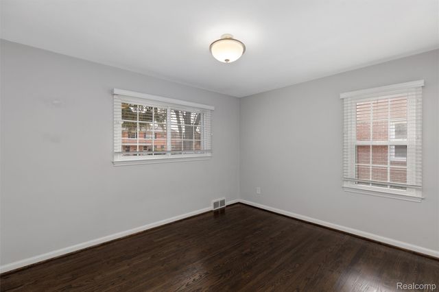 3221 Shenandoah Drive, Royal Oak, MI 48073