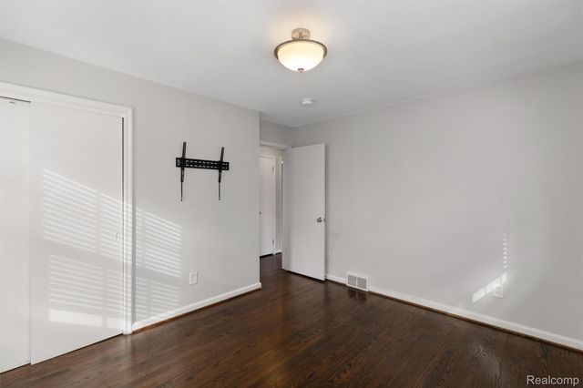 3221 Shenandoah Drive, Royal Oak, MI 48073