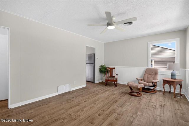 229 Carey Ave, Louisville, KY 40218