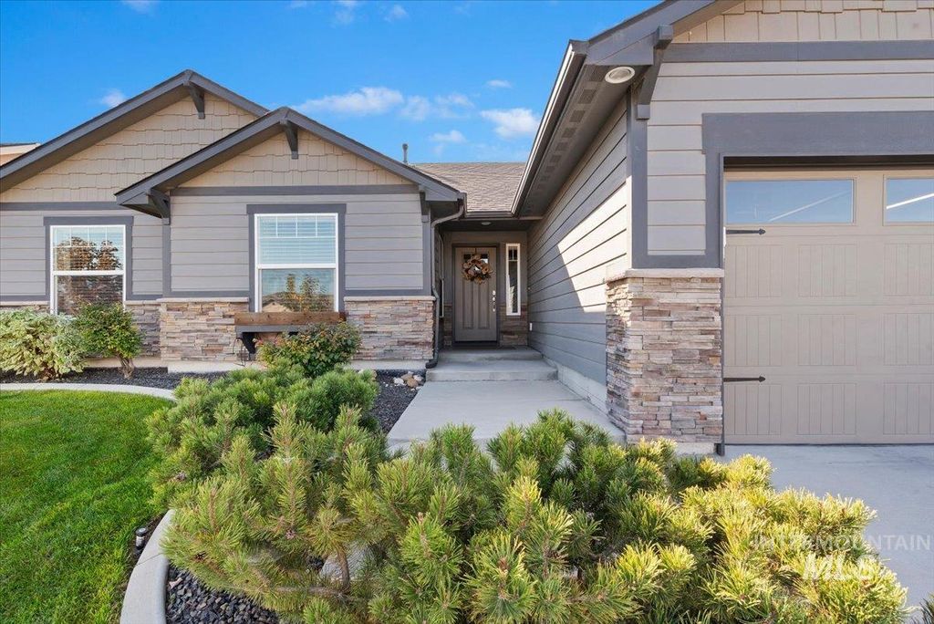 1503 W Cactus St, Nampa, ID 83686 photo 2