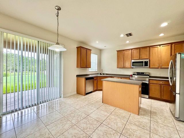 9614 OAK GLADE AVENUE, Tampa, FL 33647