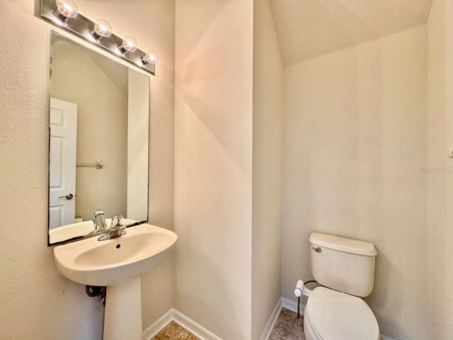 9614 OAK GLADE AVENUE, Tampa, FL 33647