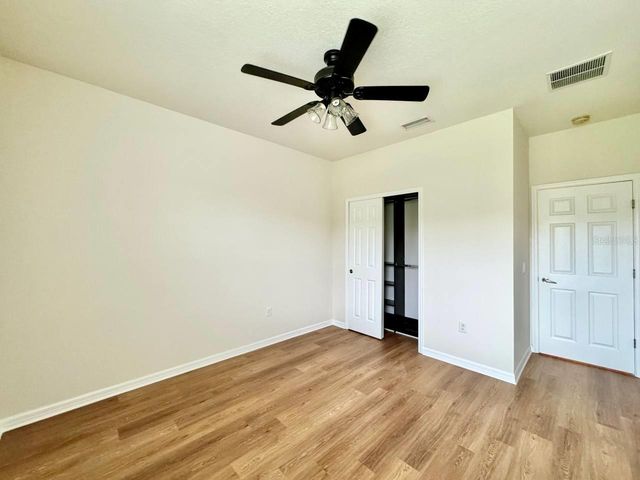 9614 OAK GLADE AVENUE, Tampa, FL 33647